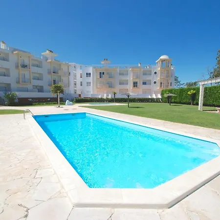 Turtle - 3 Bedroom In With 2 Shared Pools And Private Terrace Nazare